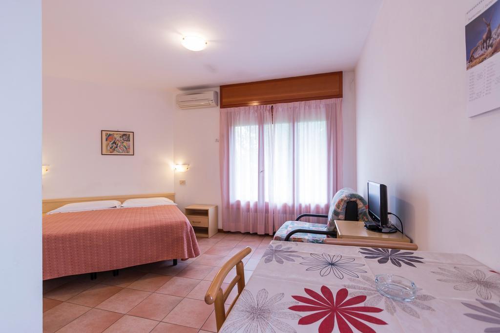 Residence Piccolo Milano Marittima Exterior photo